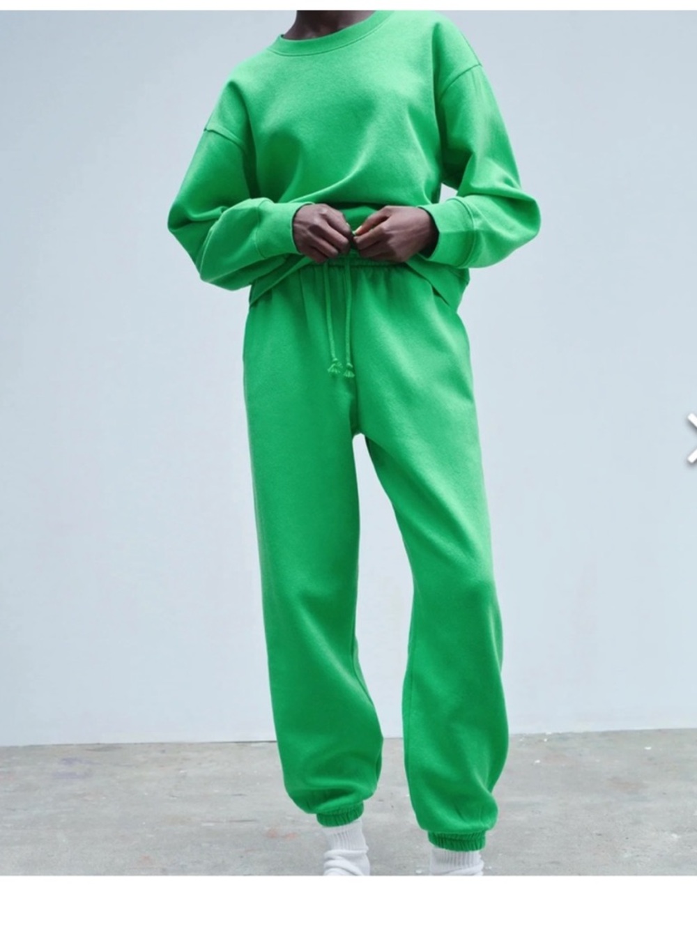 Vibrant Green Sweatshirt and Jogger Set